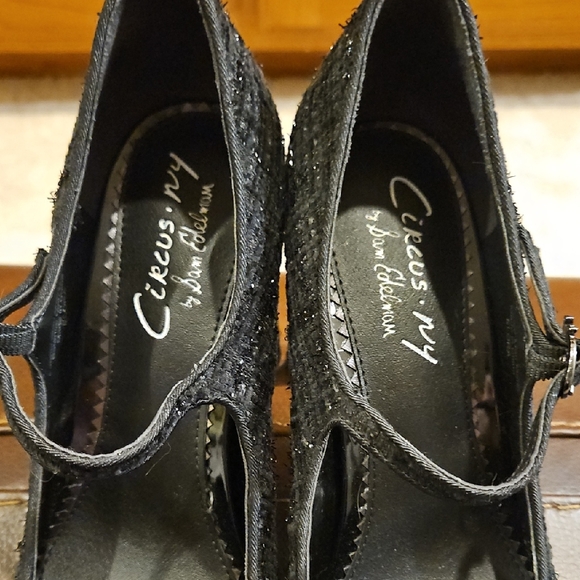 Sam Edelman Black Patent Mary Jane Heels - Picture 3 of 8